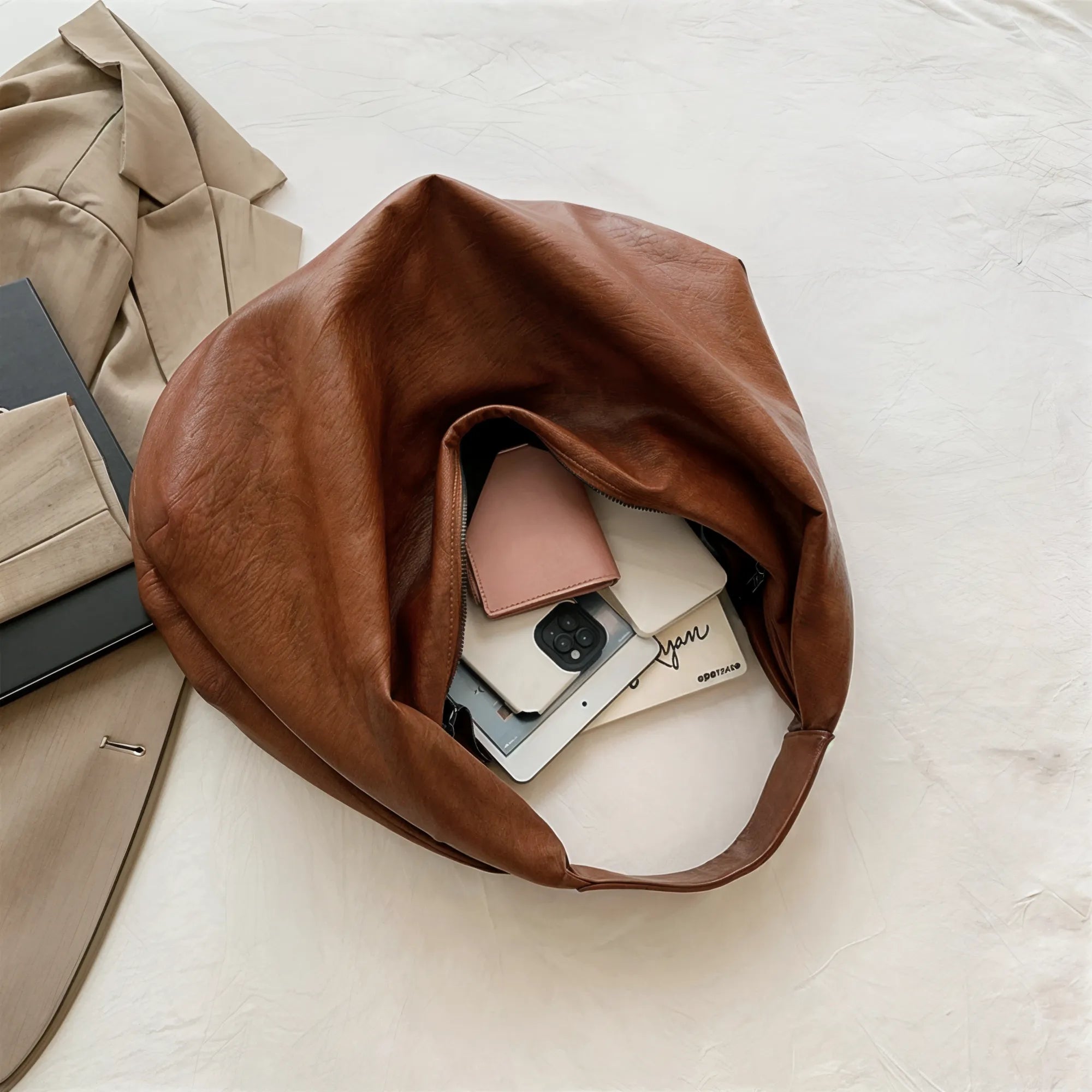 Bolsa Hobo Grande Alexa